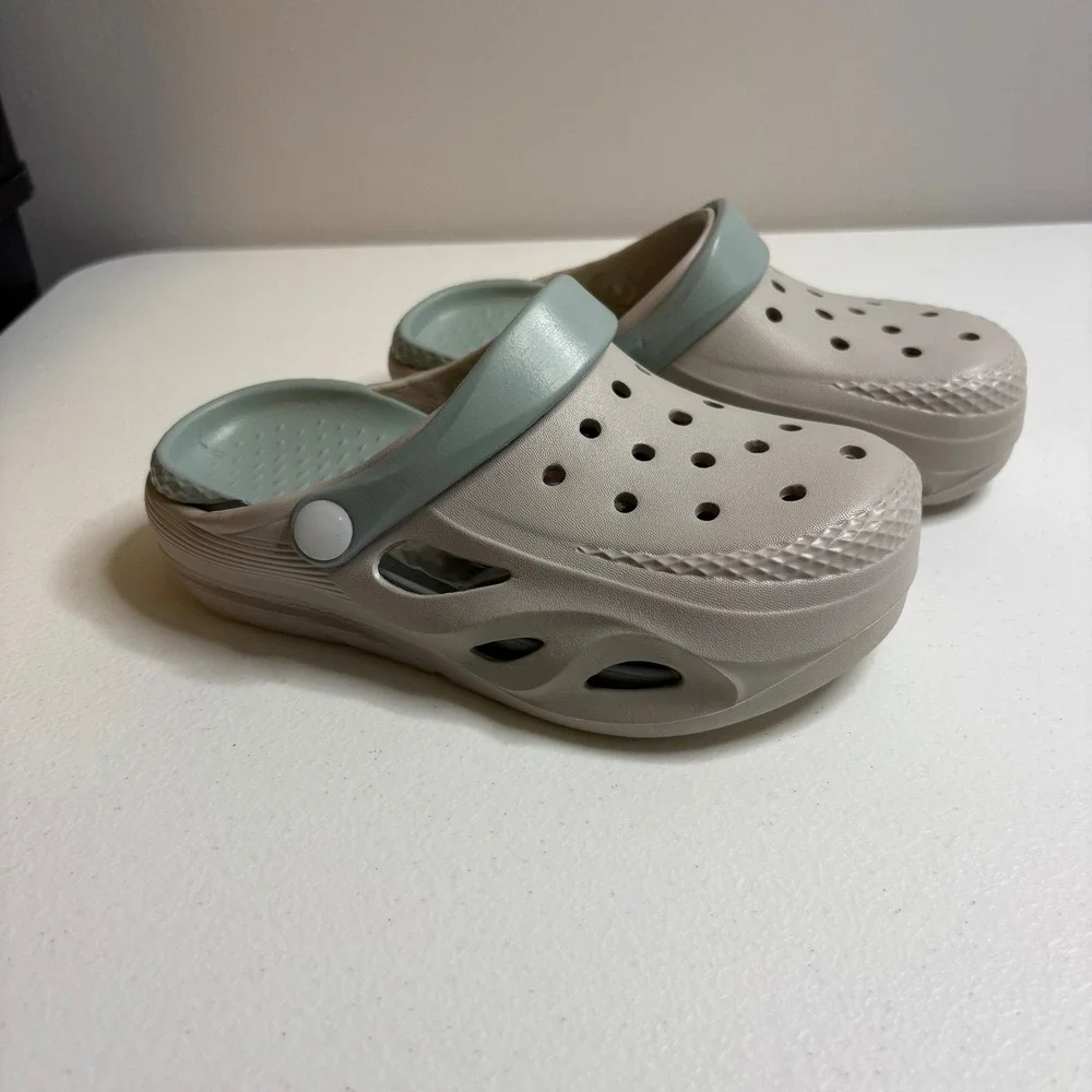 Kids Dinosaur Croc Style Clogs‎ Sandals with Charms Beige Blue Size 28 29